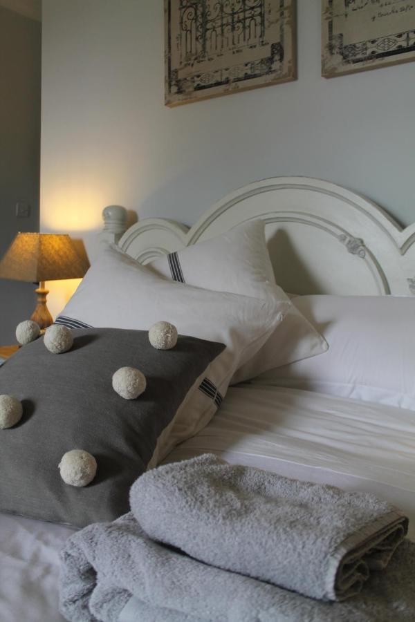 Roundhill Farmhouse Kelston Buitenkant foto