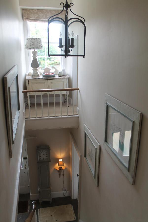 Roundhill Farmhouse Kelston Buitenkant foto
